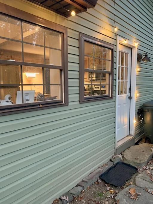 Peaceful Seasonal Wooded Cottage Close To Everything Tafton Zewnętrze zdjęcie